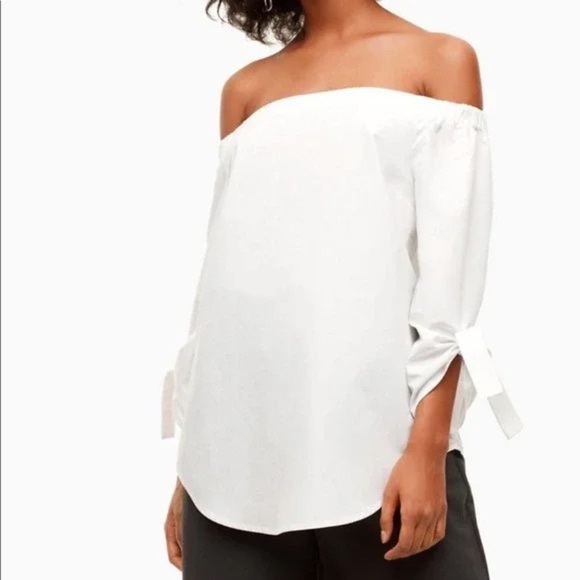 ⚡️2/$25⚡️ Minimalist Chic Off-Shoulder Cotton White Top | EUC | Sz S - Picture 2 of 8